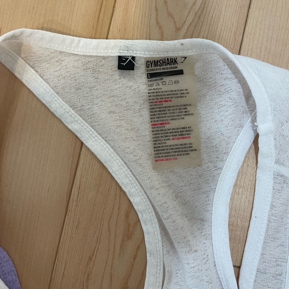 GYMSHARK BREEZE TANKS (2) - Picture 3 of 3